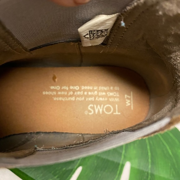 Toms Leather Rustic Distressed Silver Accent Slip On Booties - Picture 3 of 10